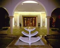 вход в отель - фотогалерея на RCC-TRAVEL.RU вход в отель - фотогалерея на RCC-TRAVEL.RU